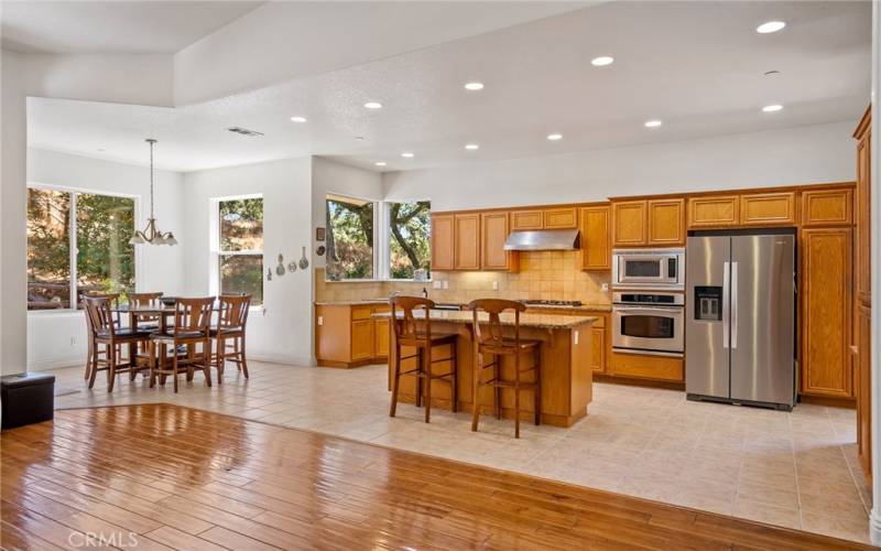 Entertaining is a breeze in this effortlessly refined space! The kitchen has recessed and under cabinet lighting.
