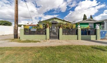 1745 W 59th Place, Los Angeles, California 90047, 3 Bedrooms Bedrooms, ,3 BathroomsBathrooms,Residential Income,Buy,1745 W 59th Place,CV23182306