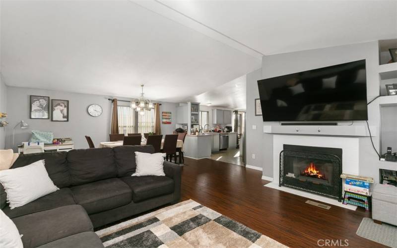 Spacious living room with fireplace