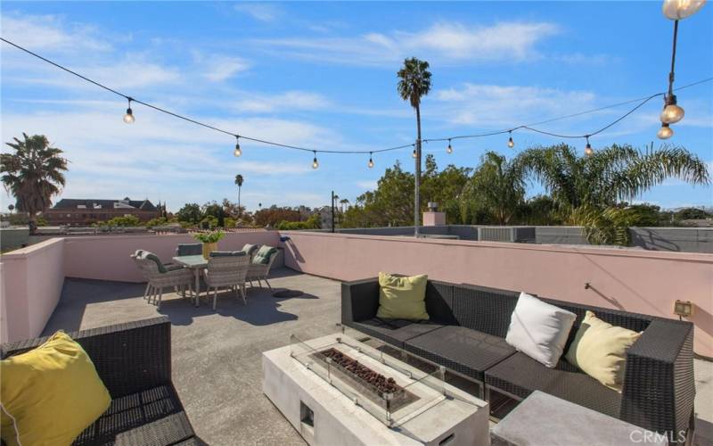 Spacious rooftop deck with 360 degree city views