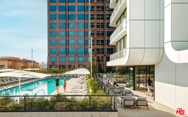 Pool and Outdoor Lounge