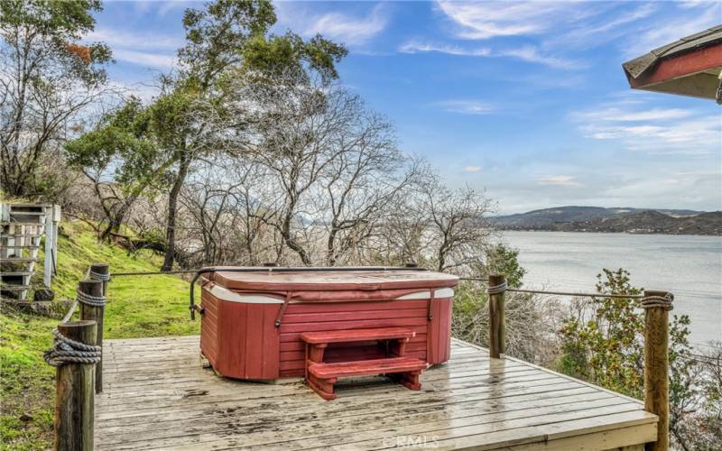 Hot tub on its own deck with panoramic views