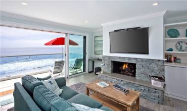 1249 Ocean Front D, Laguna Beach, California 92651, 1 Bedroom Bedrooms, ,1 BathroomBathrooms,Residential Lease,Rent,1249 Ocean Front D,OC23231557