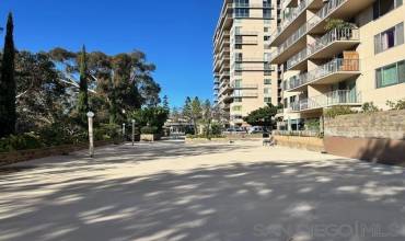 3635 7th Ave 8D, San Diego, California 92103, 2 Bedrooms Bedrooms, ,2 BathroomsBathrooms,Residential Lease,Rent,3635 7th Ave 8D,240001431SD