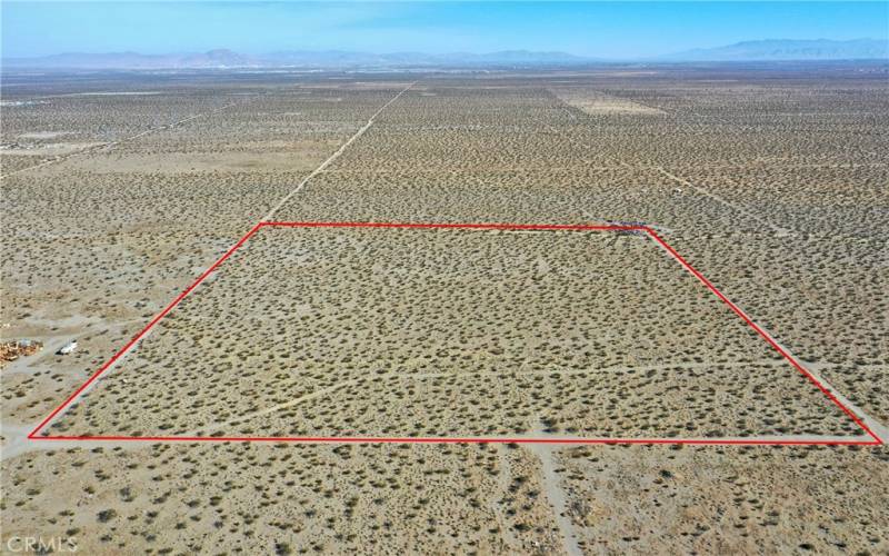 Red property boundary markers are not to be relied on as exact property lines. Buyer to confirm independently.