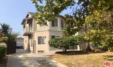 4516 ST CHARLES Place, Los Angeles, California 90019, 5 Bedrooms Bedrooms, ,Residential Income,Buy,4516 ST CHARLES Place,21101025