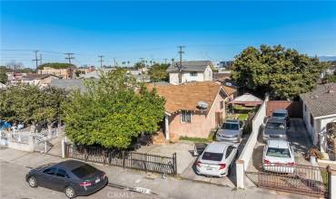 1133 E 76th Place, Los Angeles, California 90001, 5 Bedrooms Bedrooms, ,Residential Income,Buy,1133 E 76th Place,PW24026987