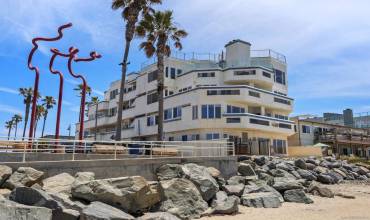 1100 Seacoast Dr 5, Imperial Beach, California 91932, 2 Bedrooms Bedrooms, ,2 BathroomsBathrooms,Residential,Buy,1100 Seacoast Dr 5,230014274SD