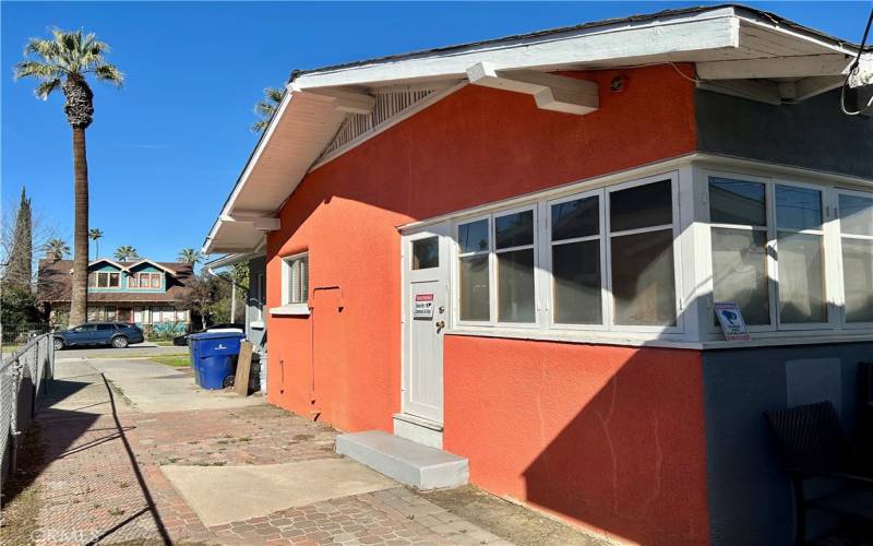 Laundry Room Access from exterior and interior kitchen