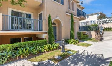 2355 Ohio Avenue, Signal Hill, California 90755, 3 Bedrooms Bedrooms, ,2 BathroomsBathrooms,Residential,Buy,2355 Ohio Avenue,OC23082071