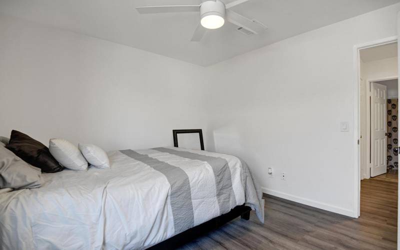 GUEST BEDROOM REVERSE.jpg mls