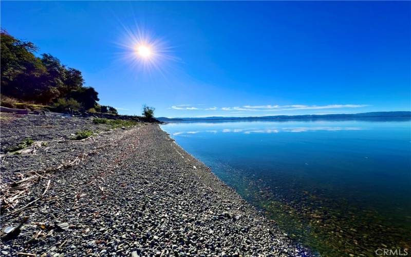 Pebbly Beach. 3 Lakefront lots.