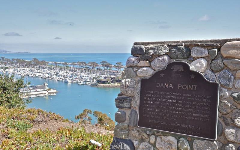 South Cove communtiy is close to the Dana Point Harbor, The Lantern District and beaches.