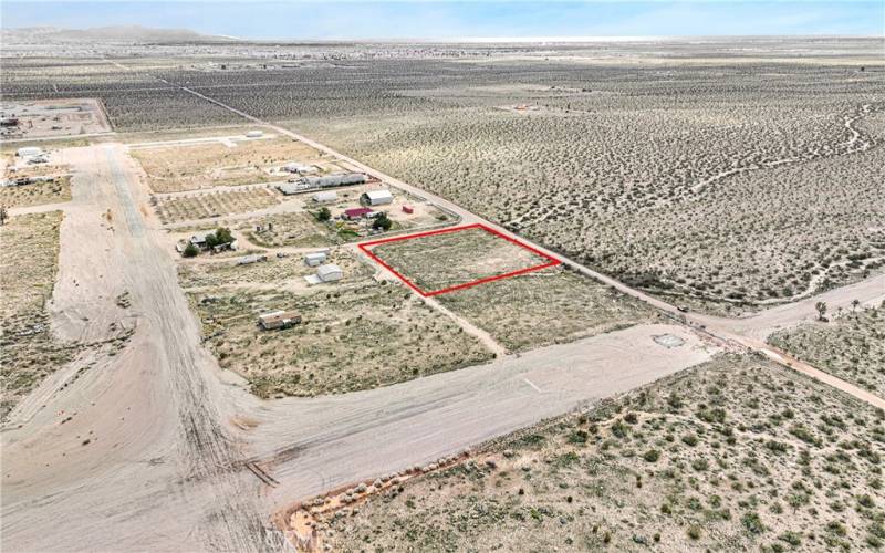 Red property boundary markers are not to be relied on as exact property lines. Buyer to confirm independently.