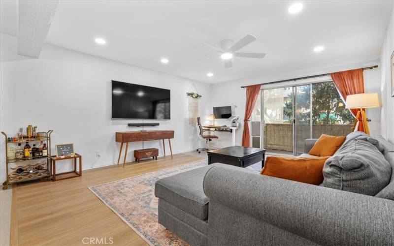 Living Room to balcony