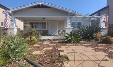 637 E 76th Place, Los Angeles, California 90001, 2 Bedrooms Bedrooms, ,1 BathroomBathrooms,Residential,Buy,637 E 76th Place,PW24034765