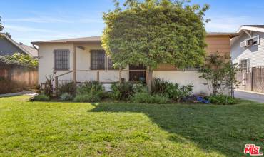 1632 W 52nd Street, Los Angeles, California 90062, 5 Bedrooms Bedrooms, ,Residential Income,Buy,1632 W 52nd Street,24356255
