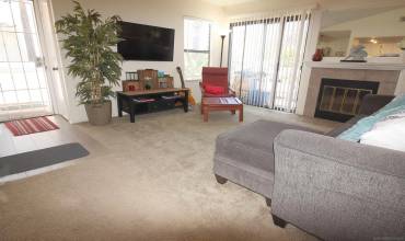 9444 Twin Trails 204, San Diego, California 92129, 3 Bedrooms Bedrooms, ,2 BathroomsBathrooms,Residential Lease,Rent,9444 Twin Trails 204,230020899SD