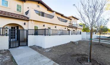 5502 E Los Angeles Avenue 1, Simi Valley, California 93063, 3 Bedrooms Bedrooms, ,2 BathroomsBathrooms,Residential,Buy,5502 E Los Angeles Avenue 1,MB23026630