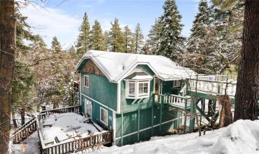 1134 Siskiyou Drive, Big Bear Lake, California 92315, 3 Bedrooms Bedrooms, ,2 BathroomsBathrooms,Residential,Buy,1134 Siskiyou Drive,EV24037035