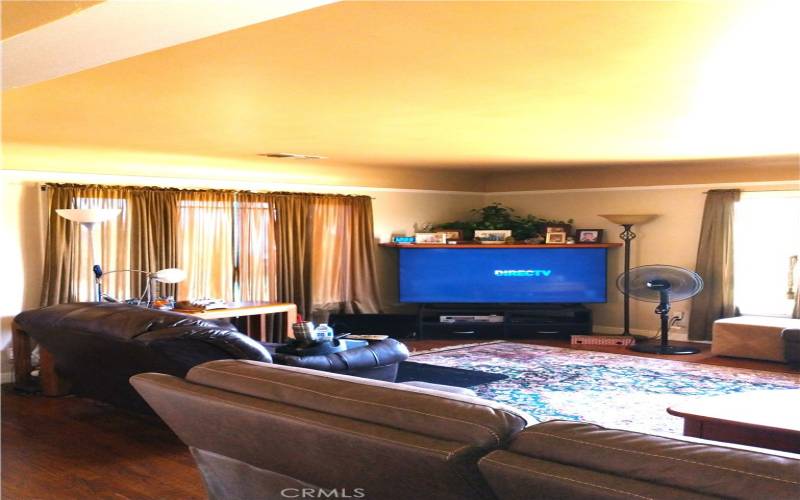 1390 Living Room