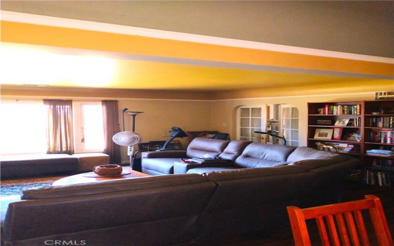 1390 Living Room
