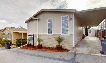 26 Crespi Way, Watsonville, California 95076, 3 Bedrooms Bedrooms, ,2 BathroomsBathrooms,Manufactured In Park,Buy,26 Crespi Way,ML81955653