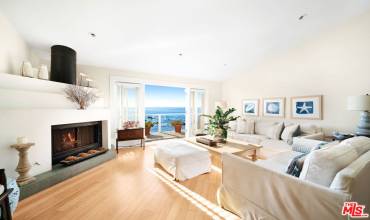 20748 Pacific Coast Highway, Malibu, California 90265, 4 Bedrooms Bedrooms, ,3 BathroomsBathrooms,Residential Lease,Rent,20748 Pacific Coast Highway,24363319