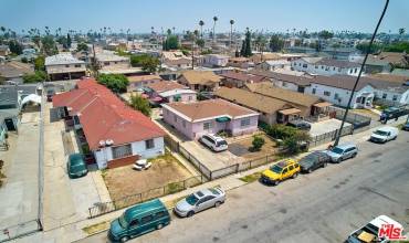 857 W 85th Street, Los Angeles, California 90044, 6 Bedrooms Bedrooms, ,Residential Income,Buy,857 W 85th Street,23338677