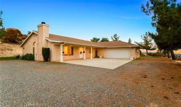 42400 Saddleback Drive, Aguanga, California 92536, 4 Bedrooms Bedrooms, ,2 BathroomsBathrooms,Residential,Buy,42400 Saddleback Drive,SW24042213