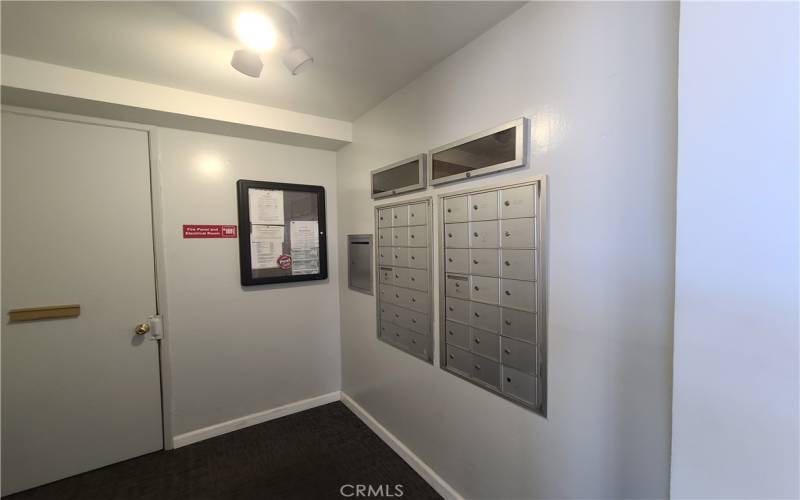 Lobby and Mail boxes