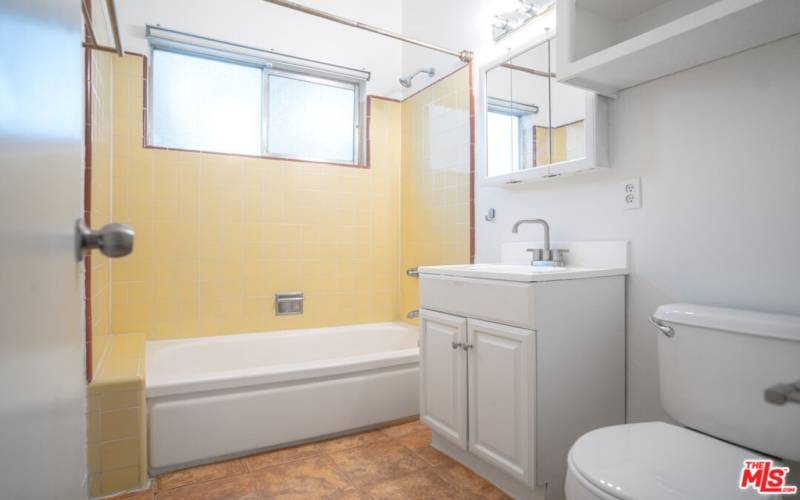 Guest Bathroom - shower over tub