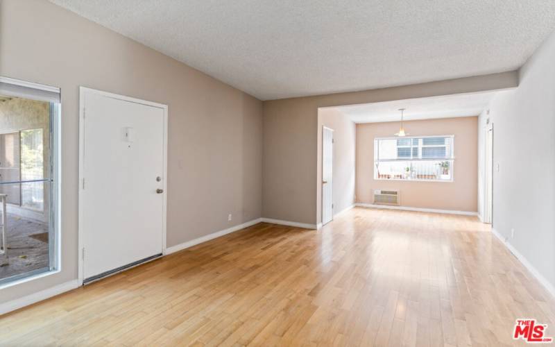 Living room & dining area