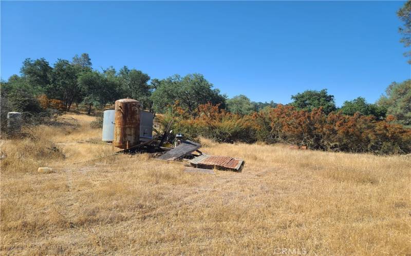 Upper plateau well & old tanks