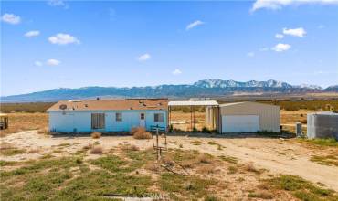 21001 E Avenue U, Llano, California 93544, 3 Bedrooms Bedrooms, ,2 BathroomsBathrooms,Residential,Buy,21001 E Avenue U,SR24047347