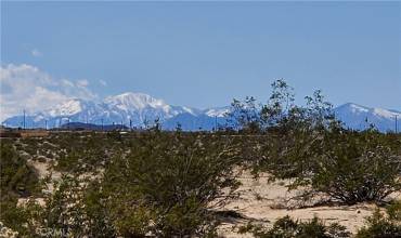 Zoomed in view of the San Gorgonio Mountain range from the parcel.