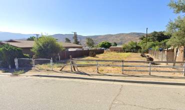 670 Plaza St, Banning, California 92220, ,Land,Buy,670 Plaza St,DW24048232