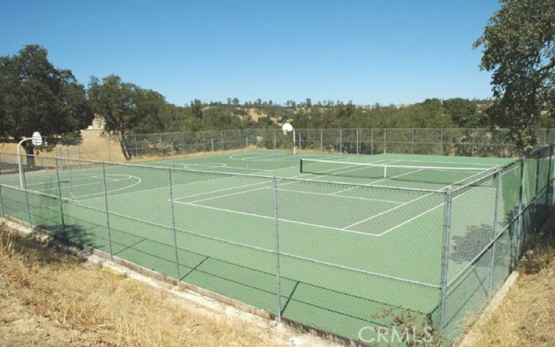 Community Tennis Courts