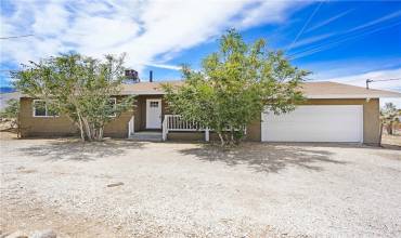 9324 Cody Road, Lucerne Valley, California 92356, 4 Bedrooms Bedrooms, ,2 BathroomsBathrooms,Residential,Buy,9324 Cody Road,IV23174627