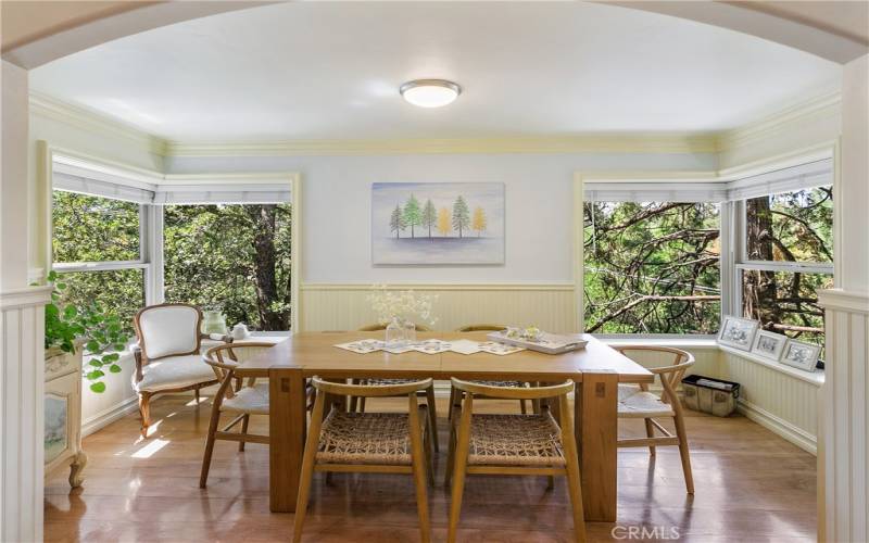 Dining area off kitchen