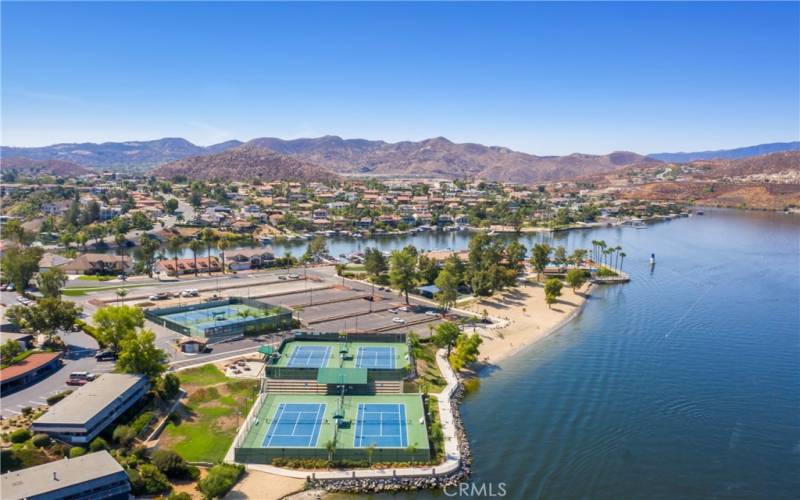 TENNIS COURTS ON THE WATER