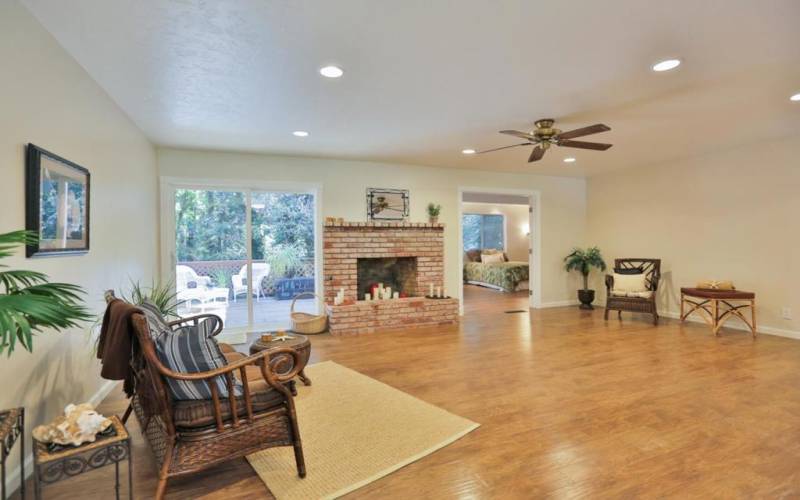 previous living room toward primary suite