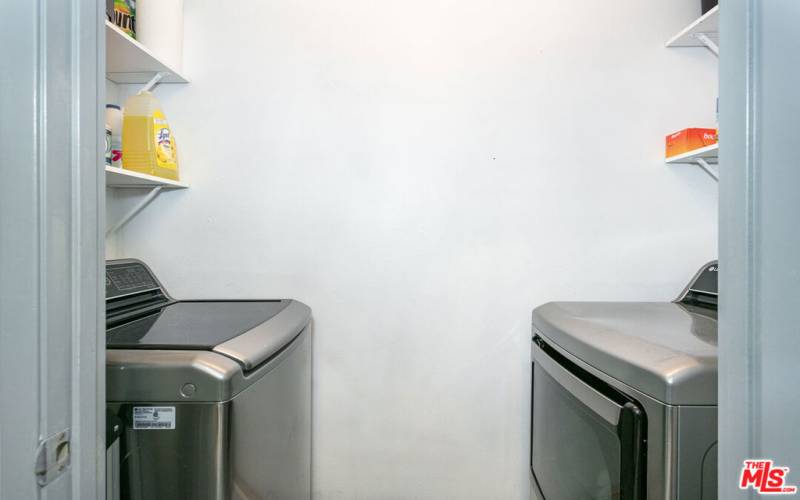 Laundry Room w/Storage Shelves