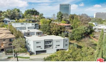 3625 Regal Place, Los Angeles, California 90068, 24 Bedrooms Bedrooms, ,Residential Income,Buy,3625 Regal Place,24370458
