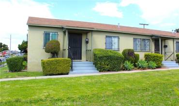 10810 S Manhattan Place, Los Angeles, California 90047, 1 Bedroom Bedrooms, ,1 BathroomBathrooms,Residential Lease,Rent,10810 S Manhattan Place,SB24055199
