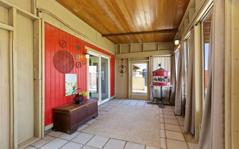 Sitting/Sun Room