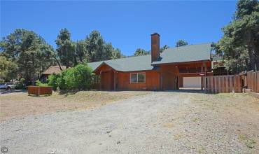 14532 Voltaire Drive, Pine Mountain Club, California 93225, 3 Bedrooms Bedrooms, ,2 BathroomsBathrooms,Residential,Buy,14532 Voltaire Drive,SR23200032