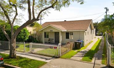 1170 E 71st Street, Los Angeles, California 90001, 5 Bedrooms Bedrooms, ,Residential Income,Buy,1170 E 71st Street,DW24057104