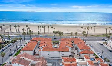 1400 Pacific Coast Hwy 204, Huntington Beach, California 92648, 1 Bedroom Bedrooms, ,1 BathroomBathrooms,Residential Lease,Rent,1400 Pacific Coast Hwy 204,DW24057834