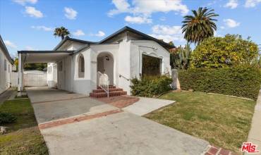 3729 S St Andrews Place, Los Angeles, California 90018, 3 Bedrooms Bedrooms, ,2 BathroomsBathrooms,Residential,Buy,3729 S St Andrews Place,24351535